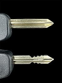 Ключ автомобильный специальный SIMPLEX (НАРЕЗКА КОДА НА ЛЕЗВИЕ) 